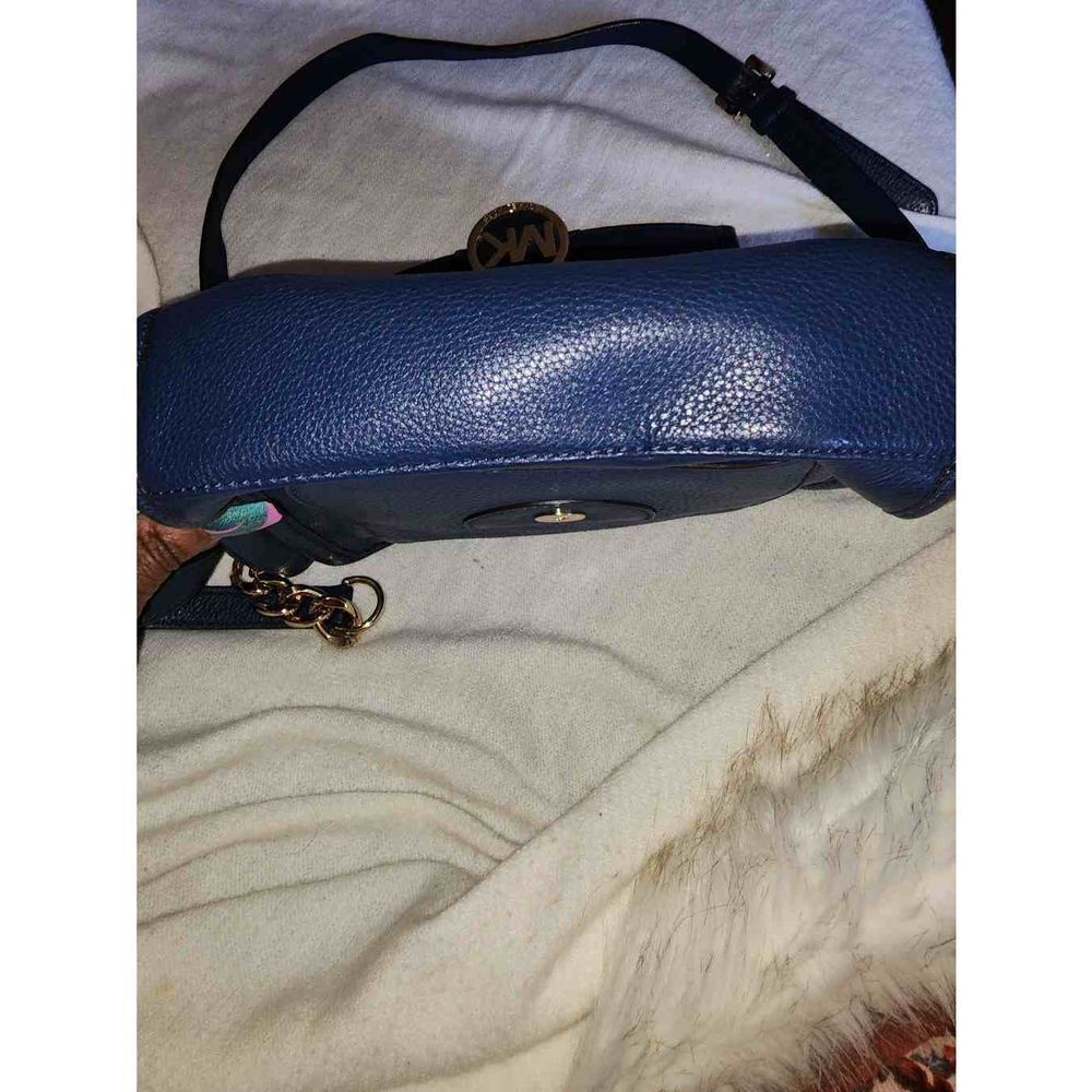 Michael Kors Blue Pebble Leather Crossbody - Picture 4 of 7
